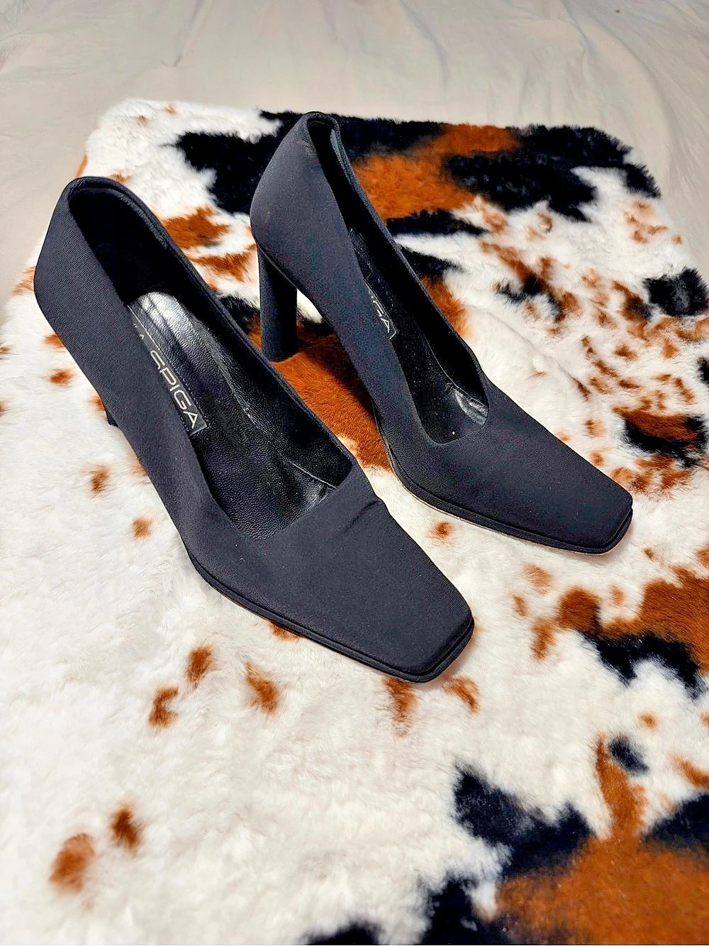 Via Spiga Women's Black Pointed Toe Heels US 7.5